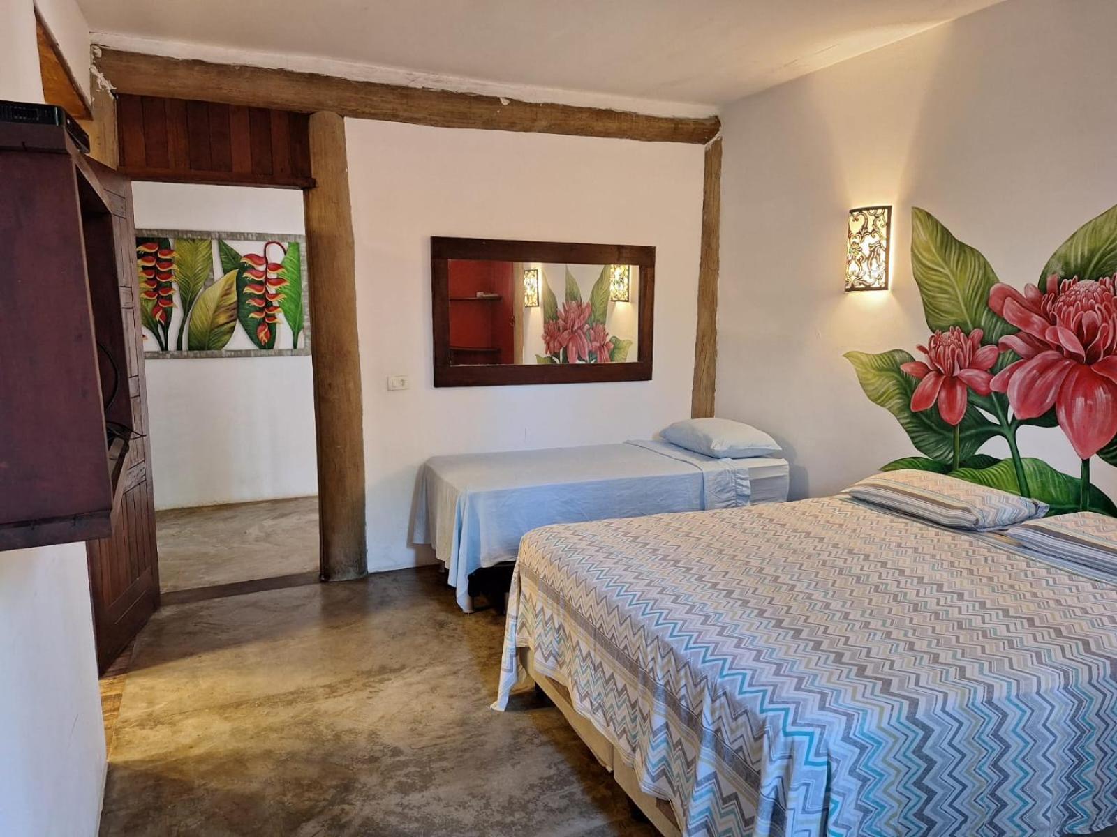 Casa Palmeiras Pe Na Areia * Ubatuba